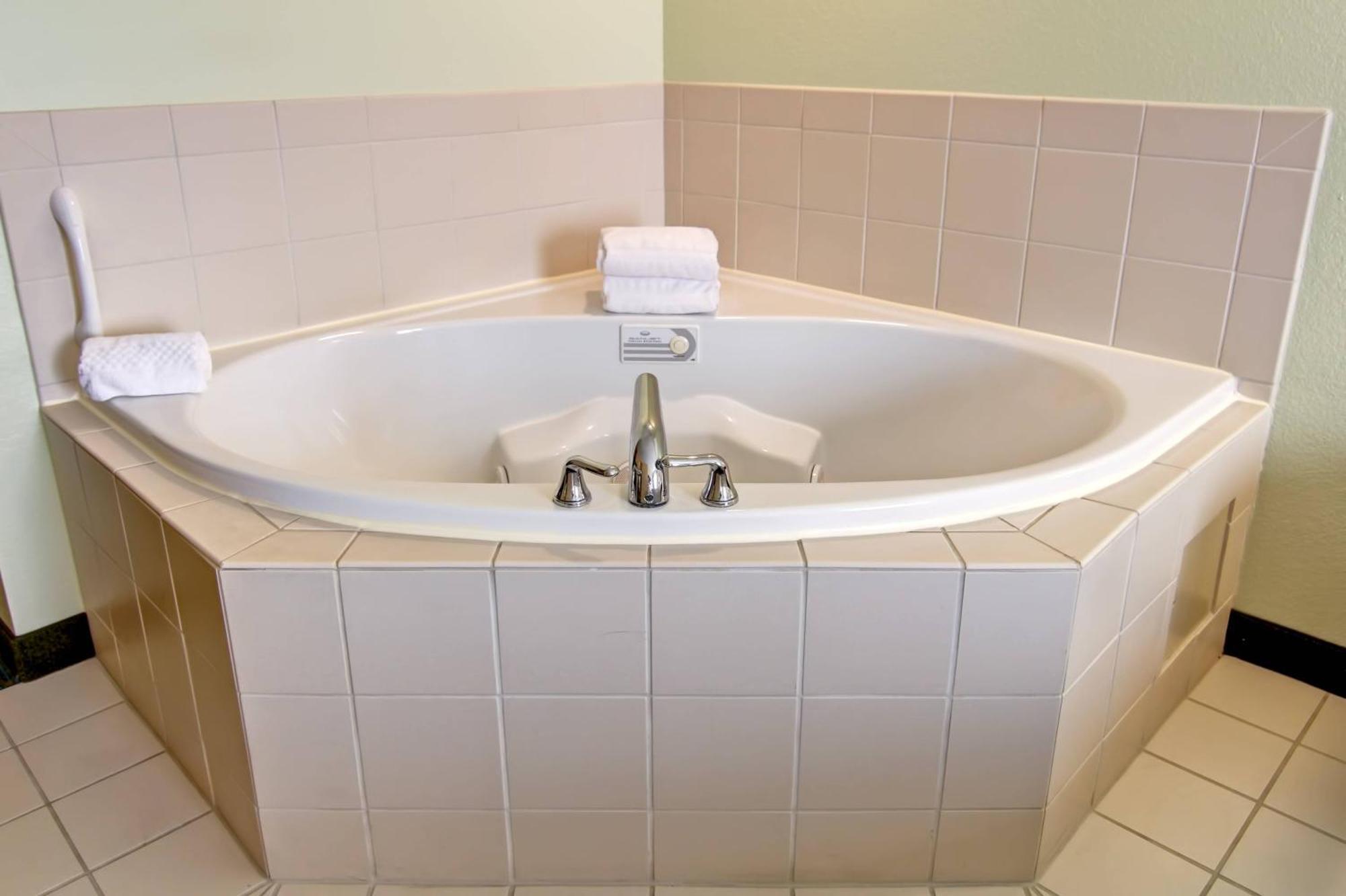 Springhill Suites Erie Kearsarge Εξωτερικό φωτογραφία